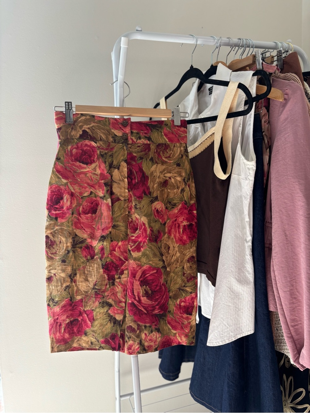 Vintage Max Mara 100% Linen Floral Pencil Skirt